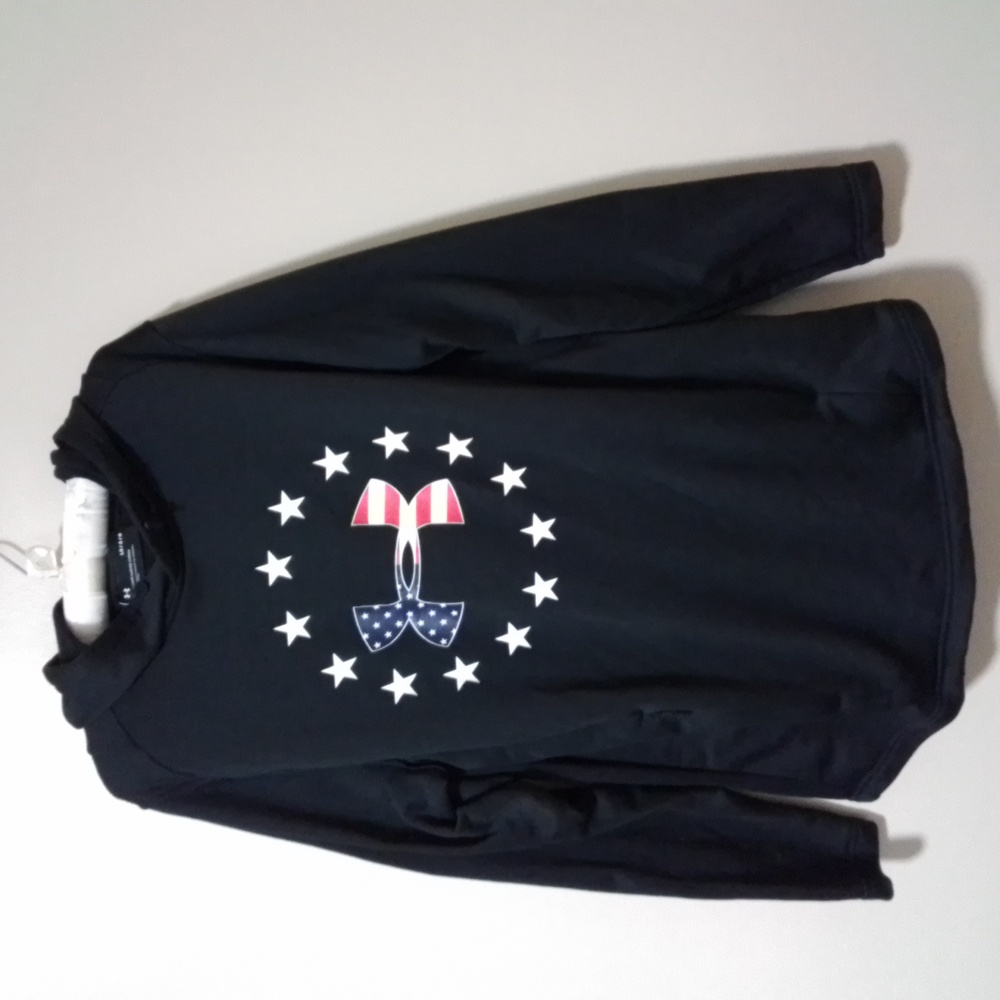 Patriotic Under Armour LG sweatshirt